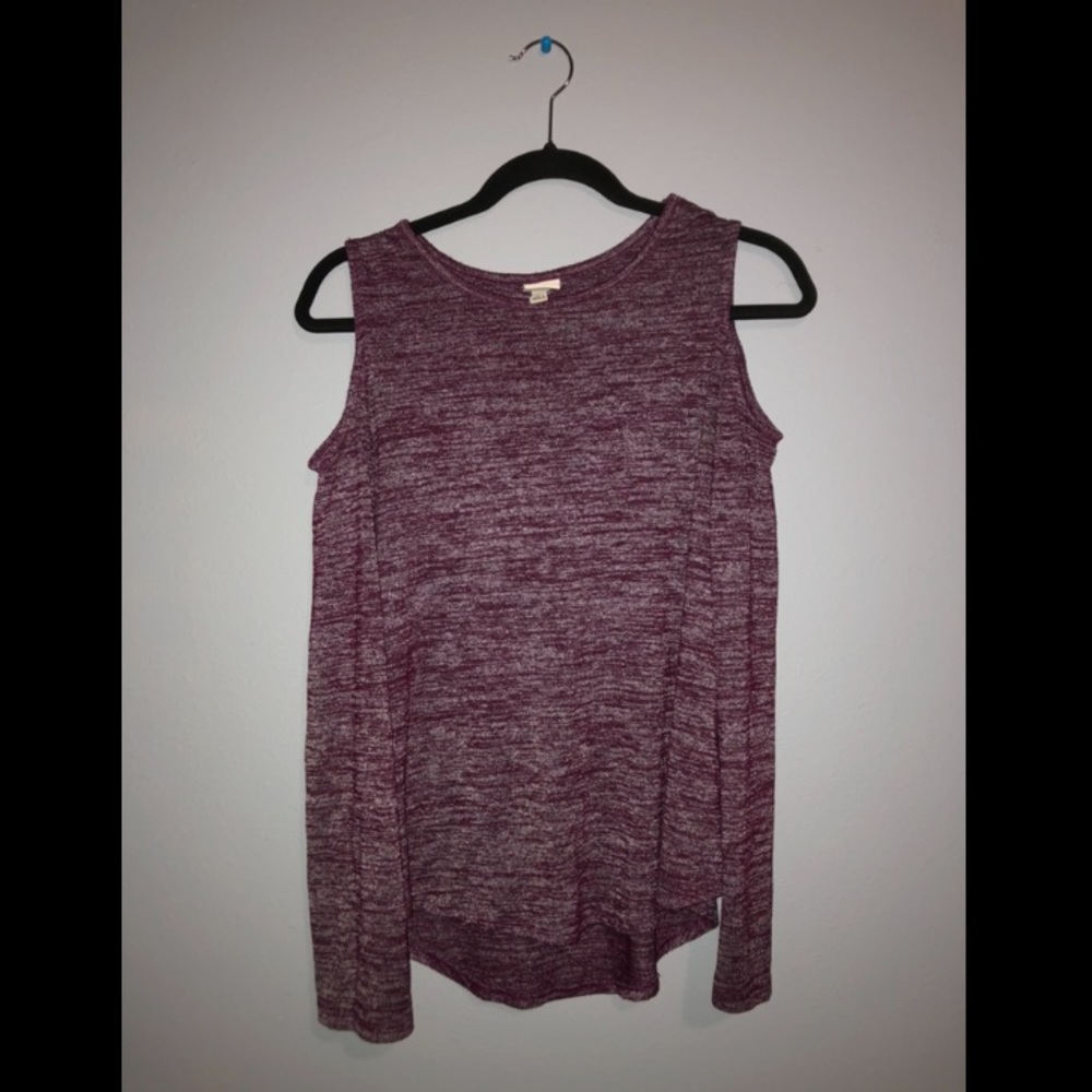 Cold Shoulder Long Sleeve Shirt